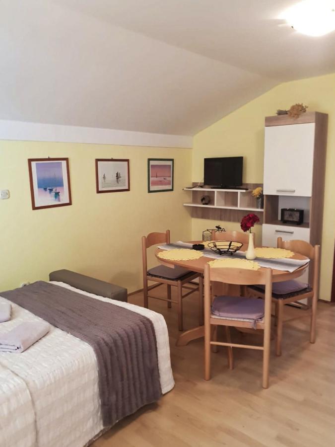 Villa Mateja Novalja Zewnętrze zdjęcie